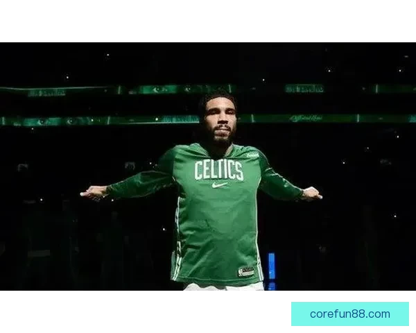 塔图姆解锁14000分成为历史第五年轻前锋仅次于詹杜瓜